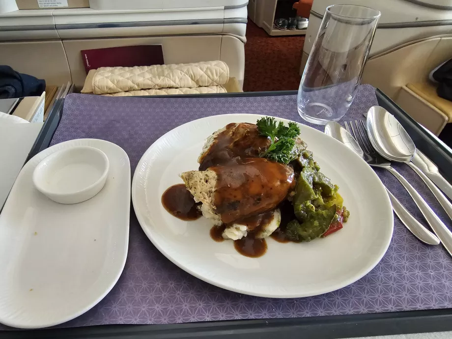 Hauptgericht im Hauptservice, DEL-MEL